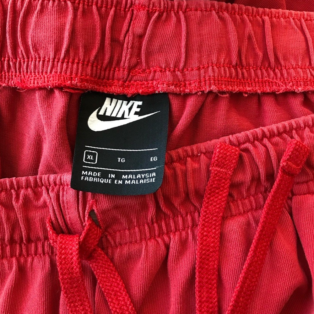 NIKE Men's XL Red Casual Athletic Sports Drawstring Fleece Shorts w/pockets GUC - Picture 12 of 14